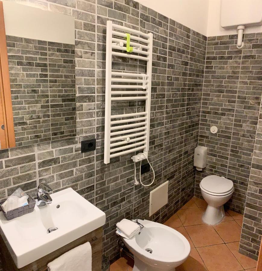 Affittacamere Virginia'S Rooms Генуа Екстериор снимка