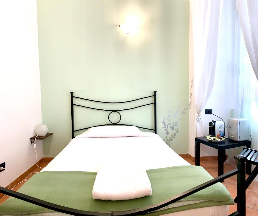 Affittacamere Virginia'S Rooms Генуа Екстериор снимка