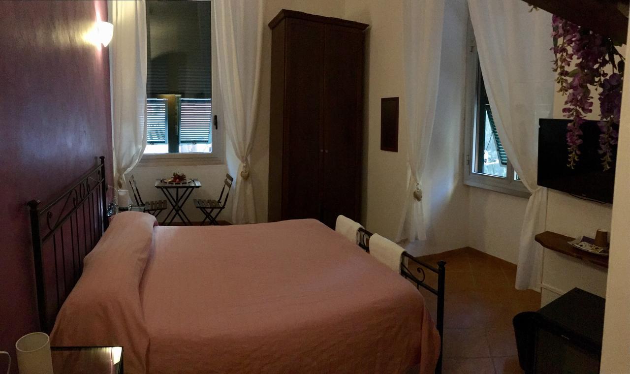 Affittacamere Virginia'S Rooms Генуа Екстериор снимка