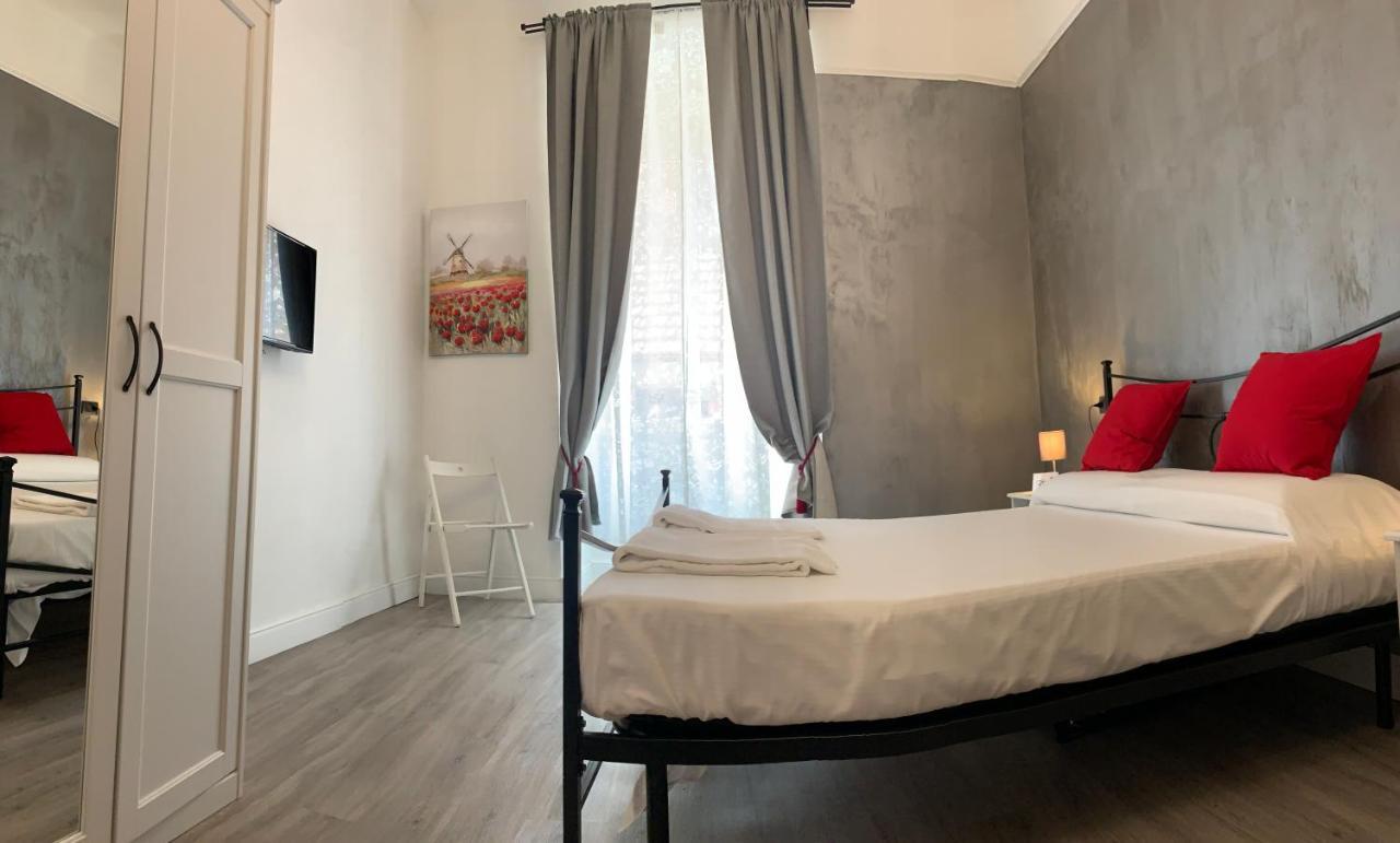 Affittacamere Virginia'S Rooms Генуа Екстериор снимка